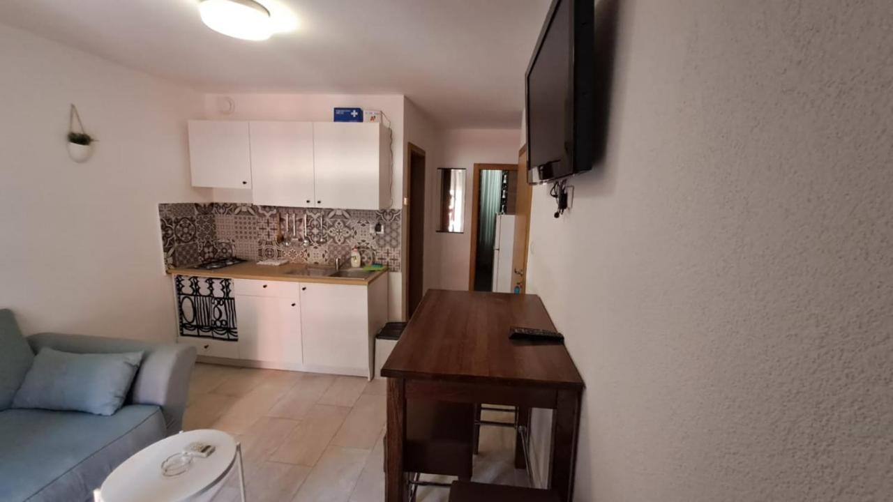 Apartman Novalja Buitenkant foto